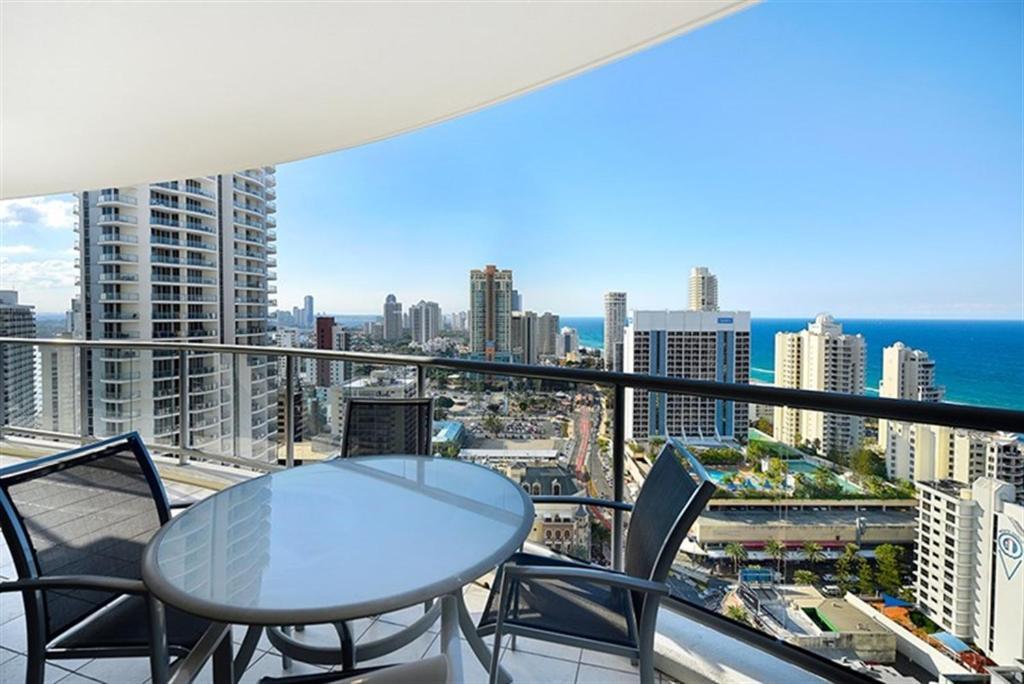 Deluxe Chevron Renaissance Apartment Gold Coast Exterior foto