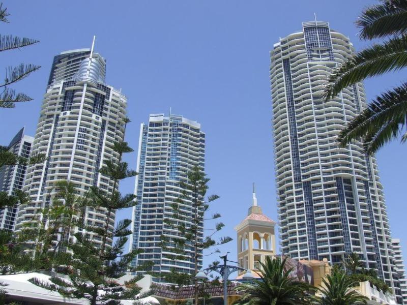 Deluxe Chevron Renaissance Apartment Gold Coast Exterior foto